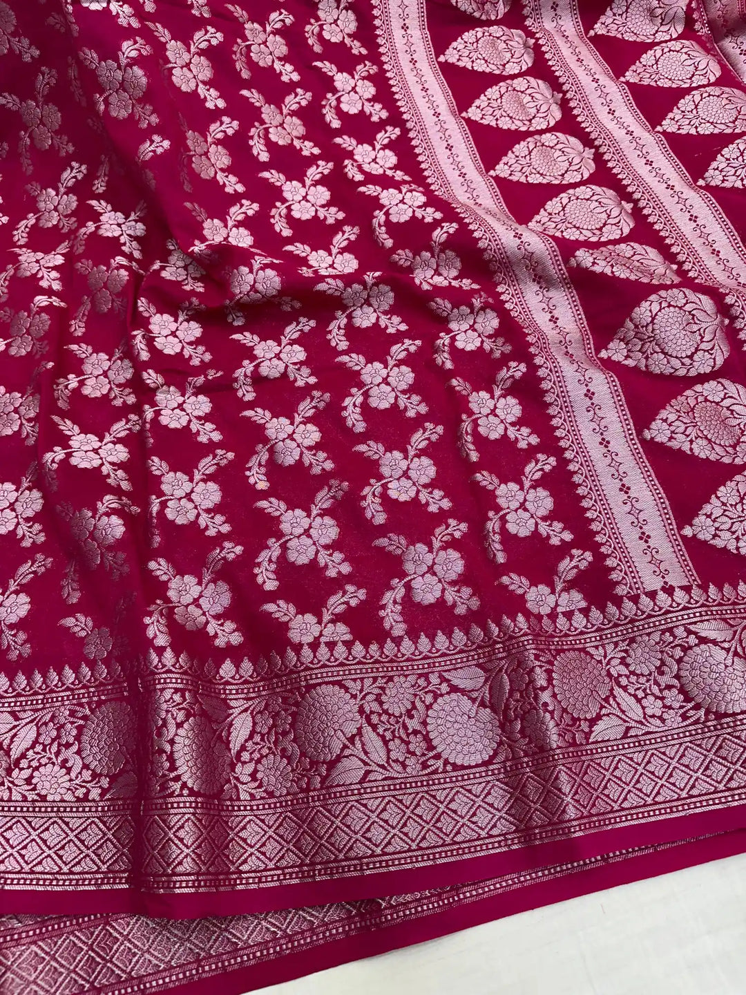 Rani Pink Georgette Silk Floral Jacquard Weave Banarasi Saree 