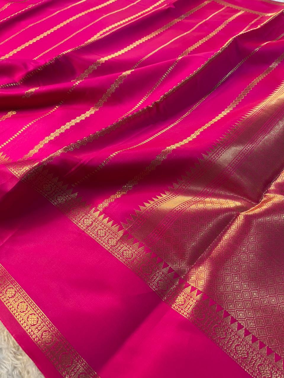 Rani Pink Softsilk Heritage Traditional Design Banarasi Saree
