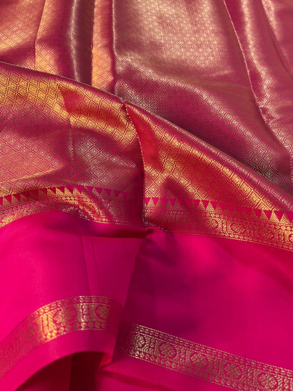 Rani Pink Softsilk Heritage Traditional Design Banarasi Saree
