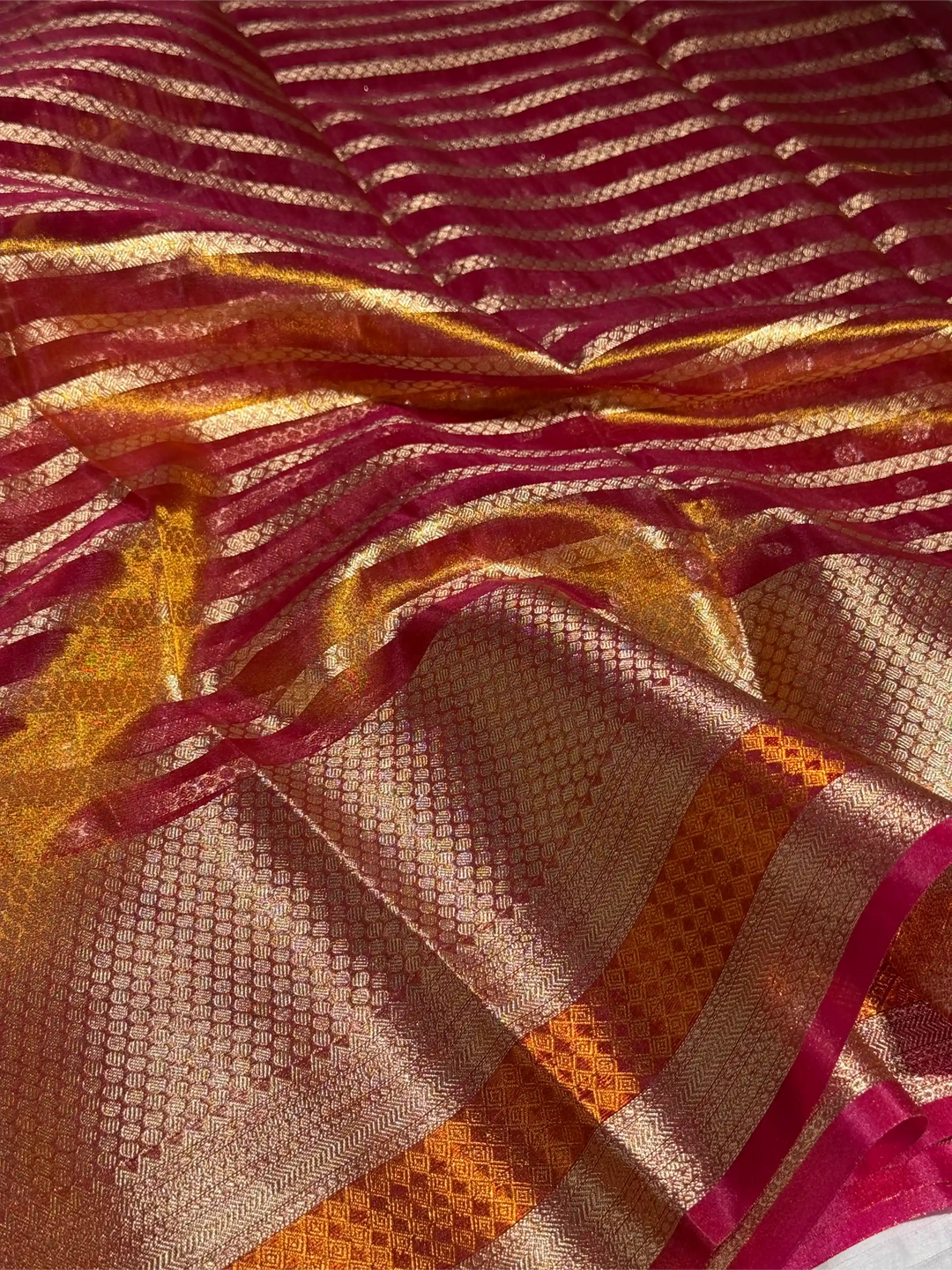 Rani Pink Tissue Silk Contemporary Heritage Weave Banarasi Saree