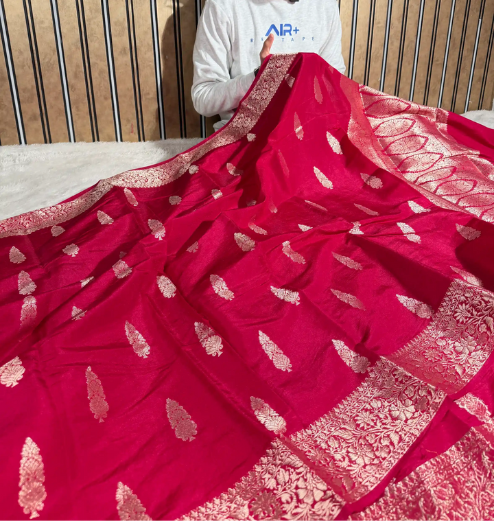 Rani Pink Warm Silk Traditional Buta Weave Banarasi Saree