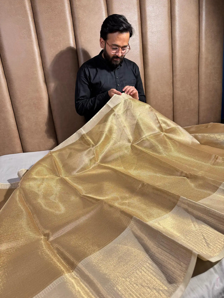 Rani Mukherjee Inspired Kanjivaram Tissue Silk Saree