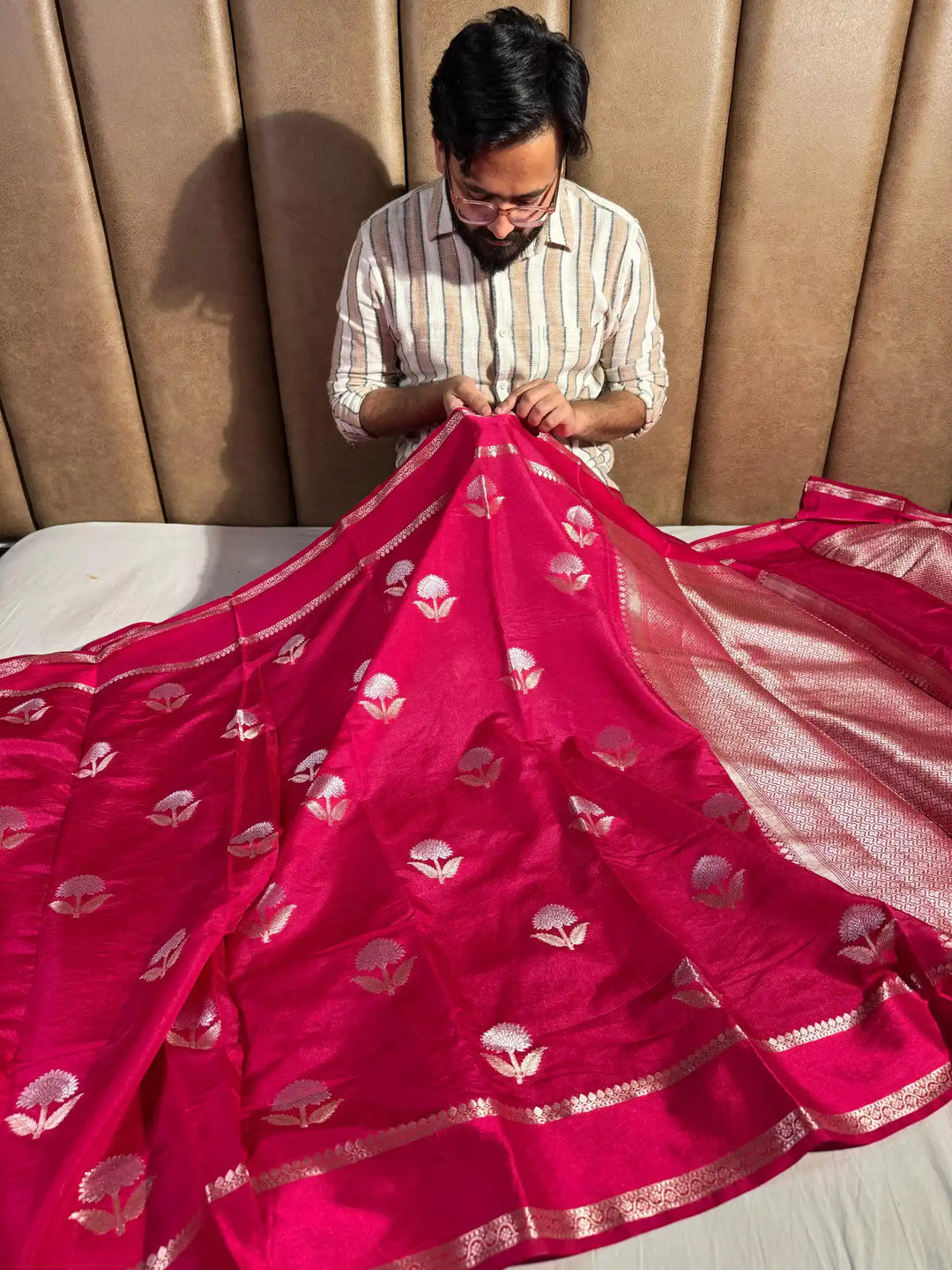 Rani Pink Chiniya Silk Traditional Buta Banarasi Saree