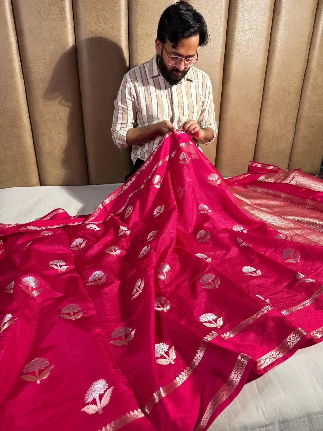 Rani Pink Chiniya Silk Traditional Buta Banarasi Saree