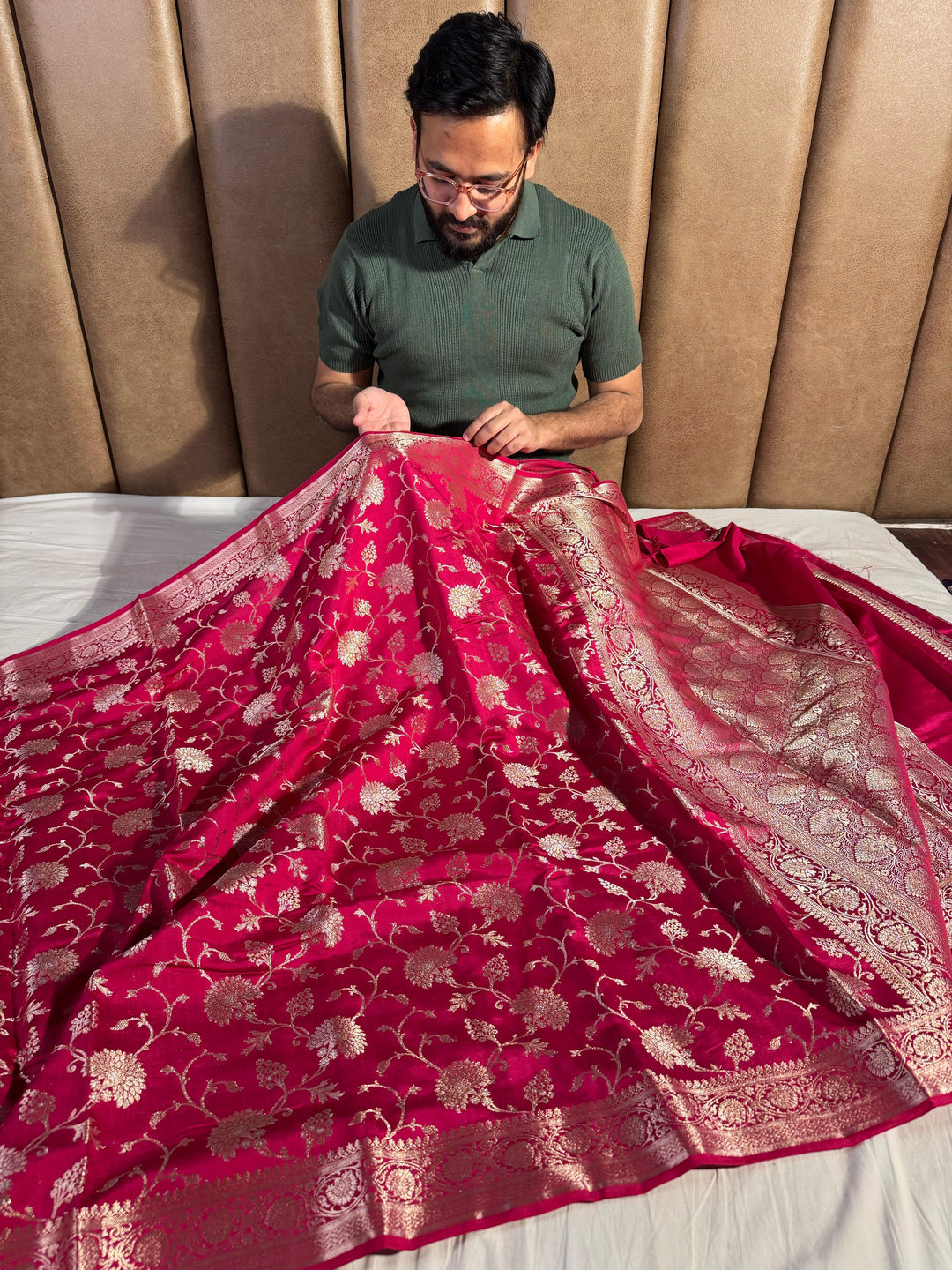 Rani Pink Intricate Meenakari Chiniya Silk Banarasi Saree