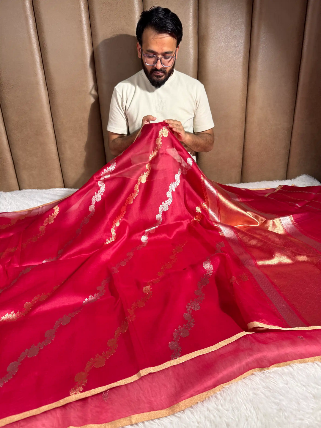 Rani Pink Pure Organza Silk Handwoven Banarasi saree