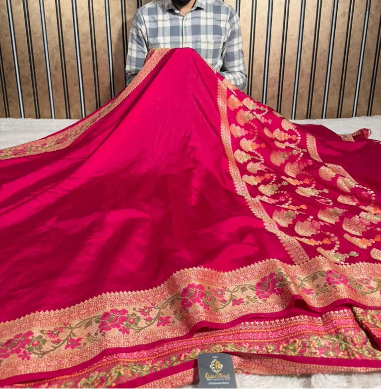 Rani pink warm silk Banarasi saree in Tilfi Meenakari weave