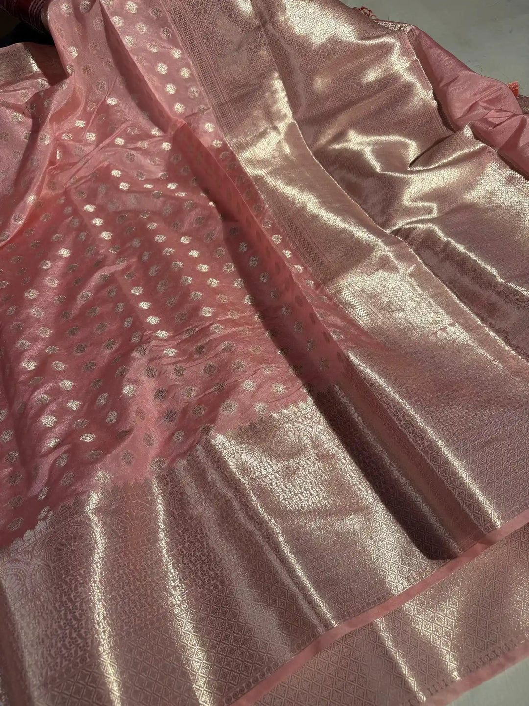 Rare Mauve Shade Chiniya Silk Traditional Khaddi Buti Banarasi Saree