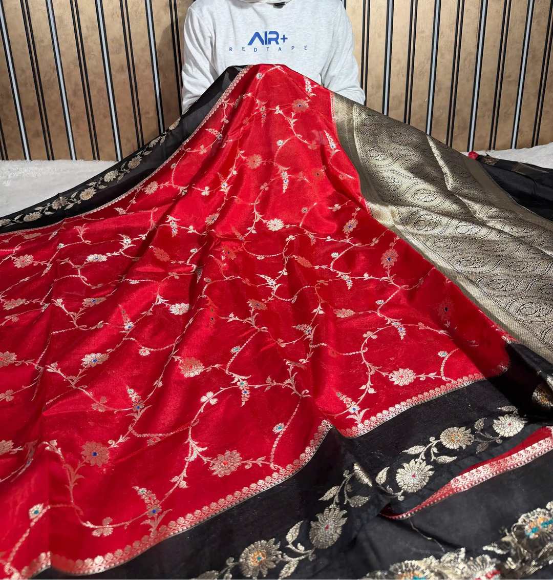 Red-Black Chinia Silk Intricate Floral Meenakari Jaal Banarasi Saree