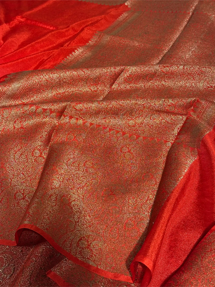 Red Warm Silk Kaat Bandh Weave Banarasi Saree