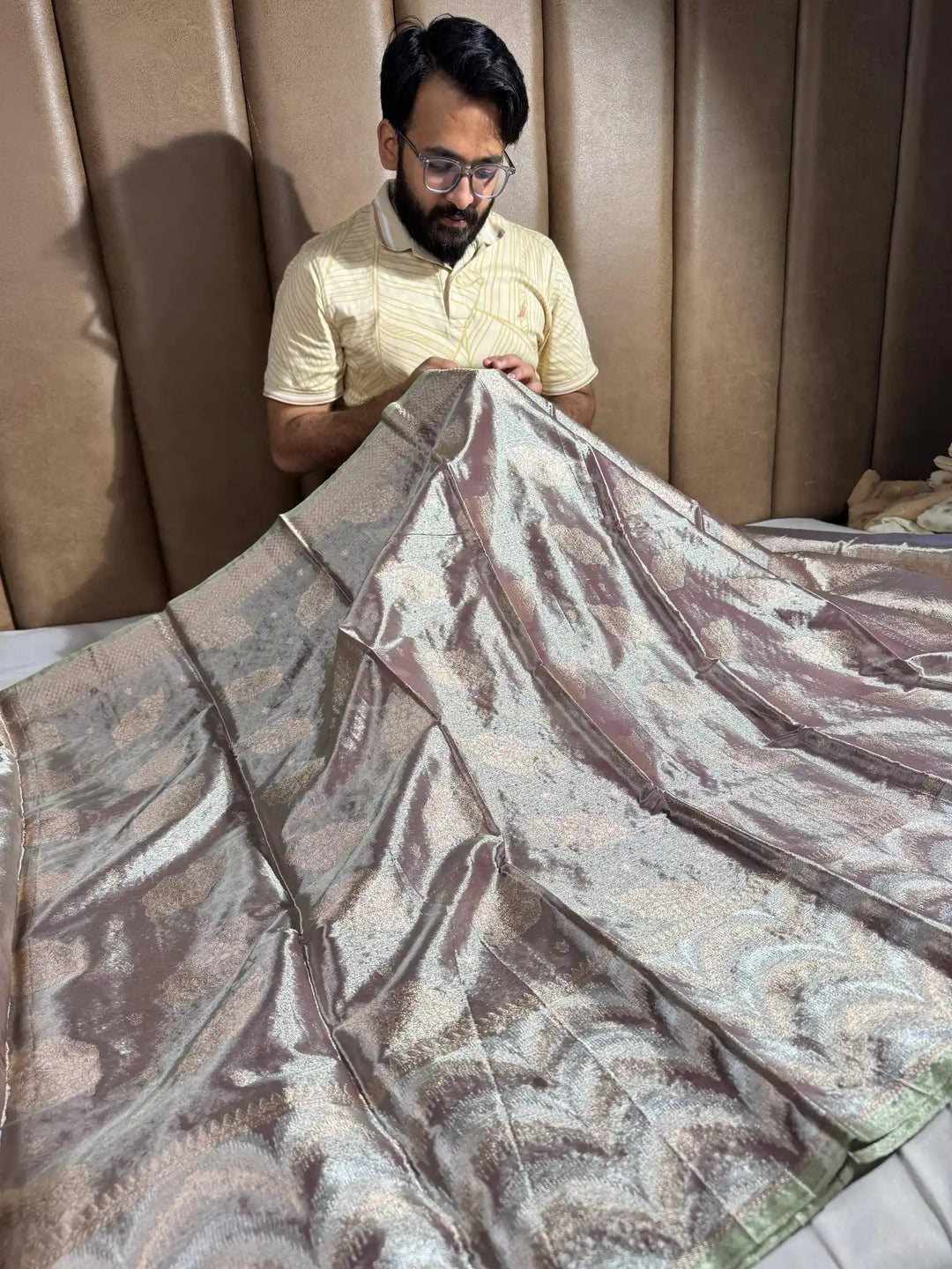 Rosy Brown Kanjivaram Tissue Silk Saree with Rich Pallu and Blouse