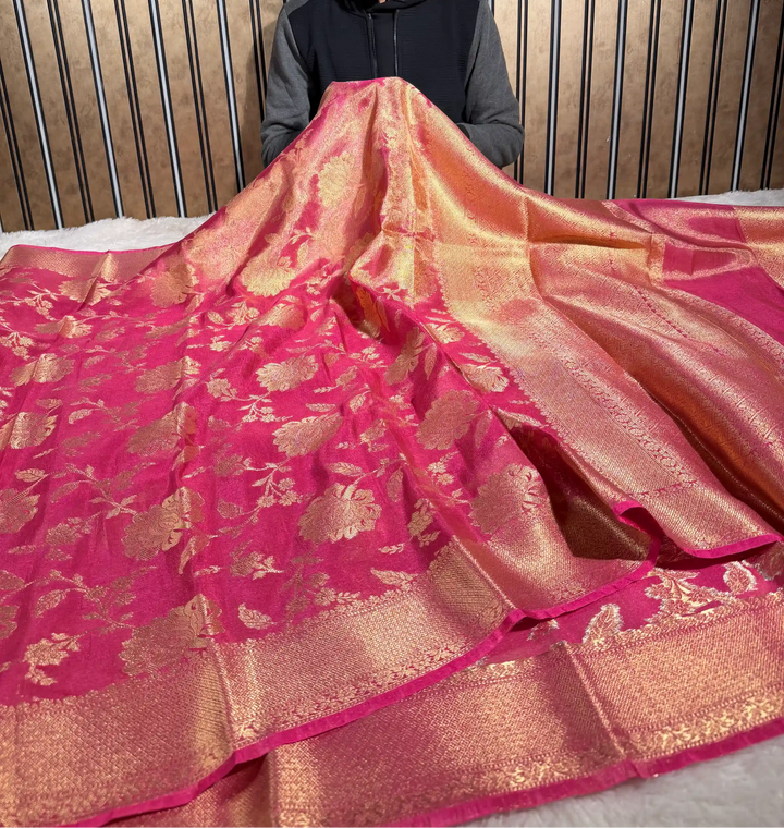 Rusted Pink Breathable Tissue Silk Intricate Jaal Weave Banarasi Saree