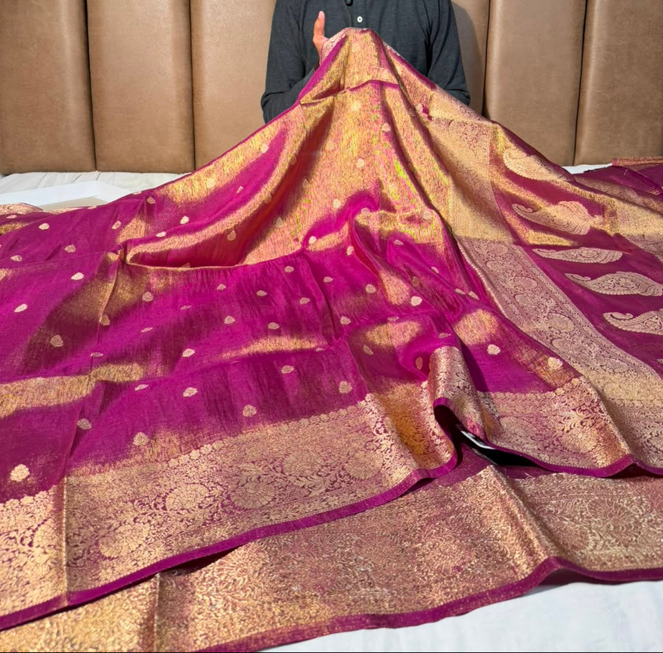 Rusted Shade Breathable Katan Tissue Banarasi Saree