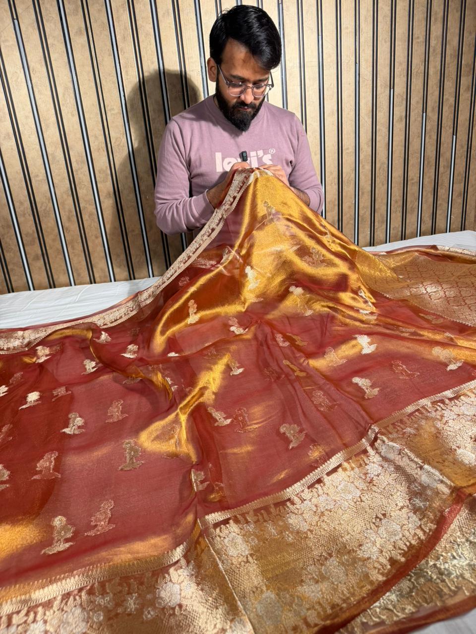 Rusted Gold Pure Tissue Silk Heritage Banarasi Saree