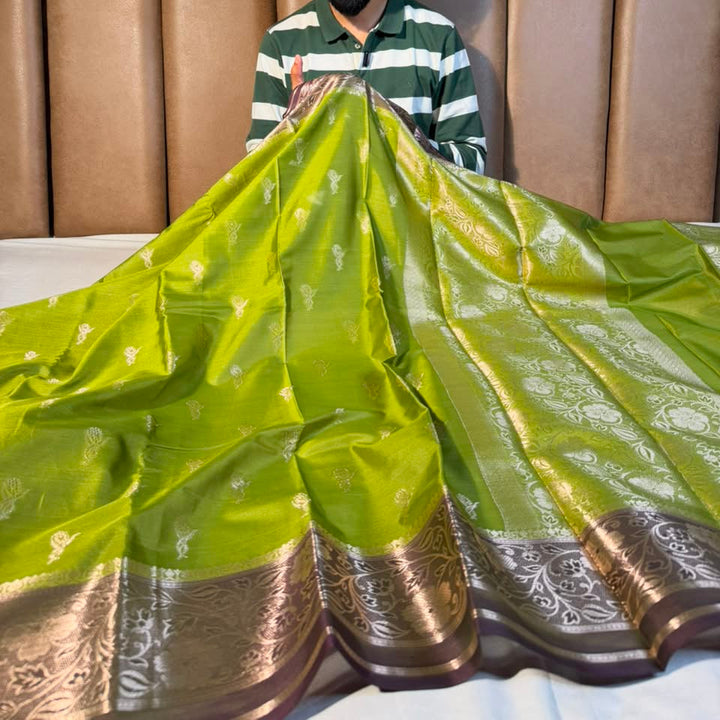 Mehendi Green Contemporary Banarasi Silk Saree