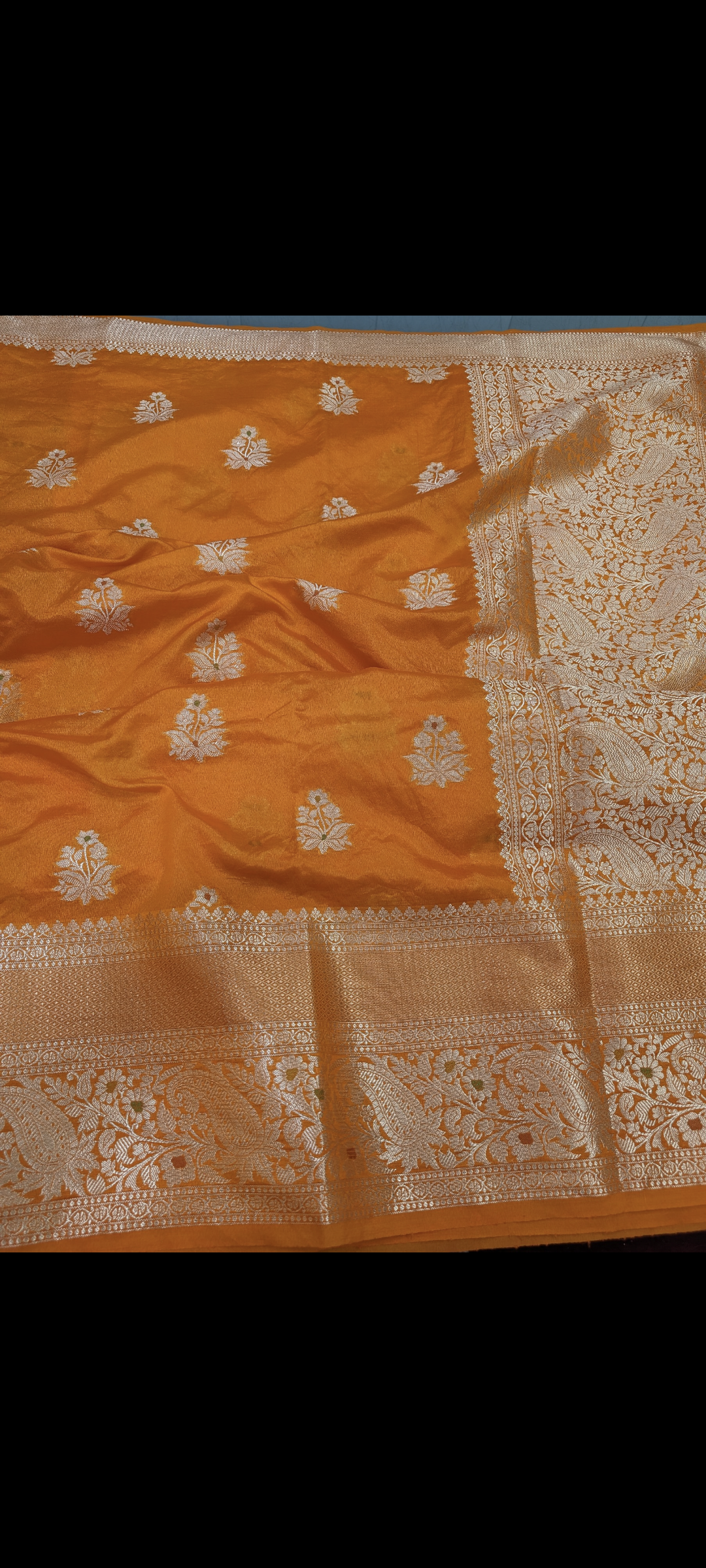 Premium Chiniya Silk Saree with rich pallu and blouse