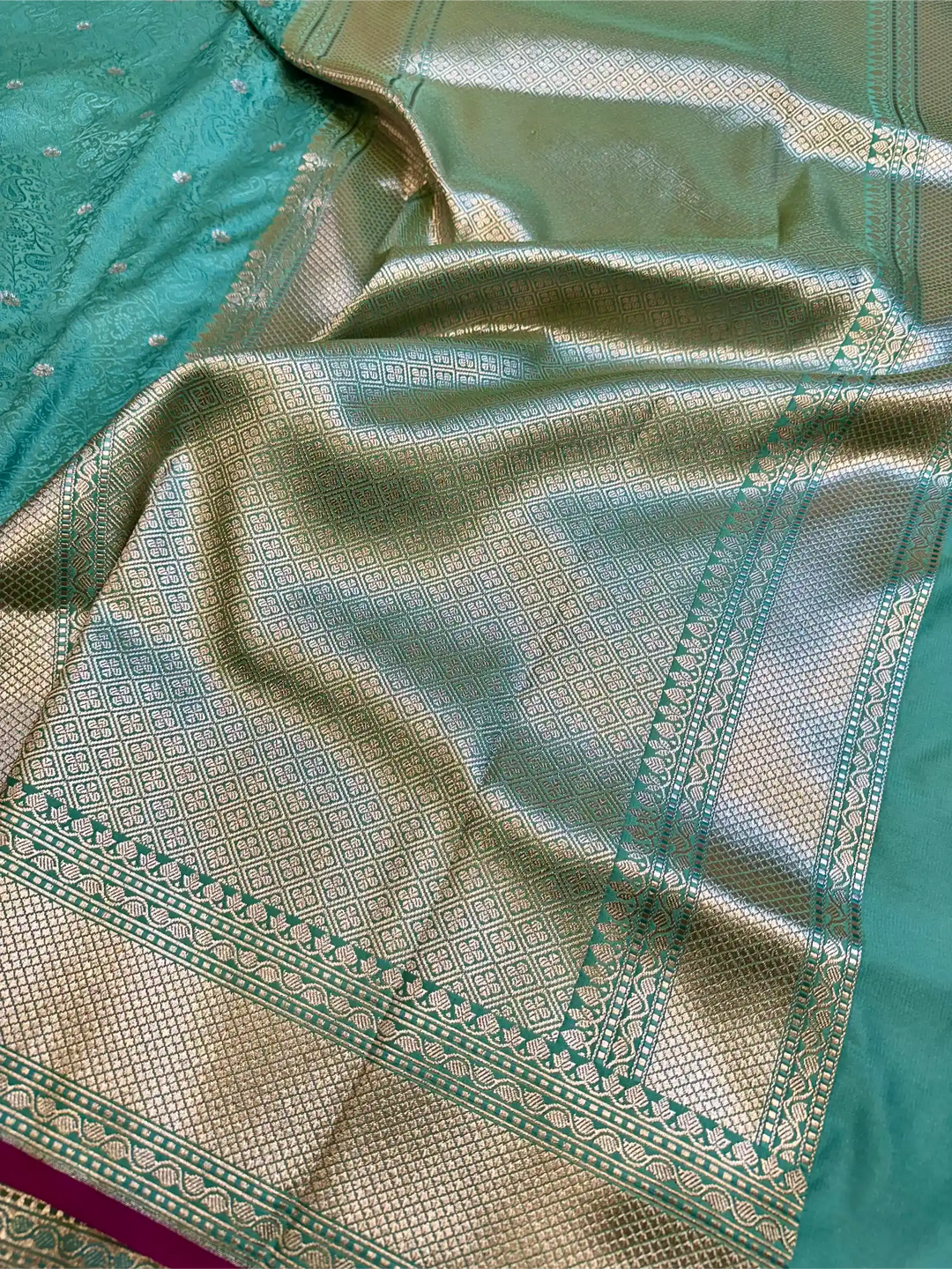 Sea Green Intricate Mashru Katan Silk Tanchoi Banarasi Saree