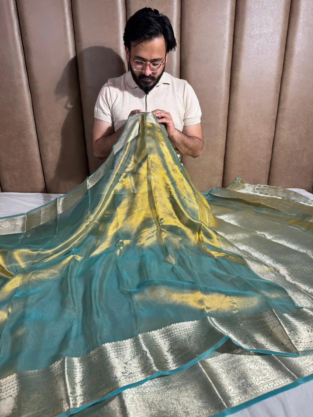 Sea Green Pure Tissue Silk Saree with Rich Pallu and Blouse