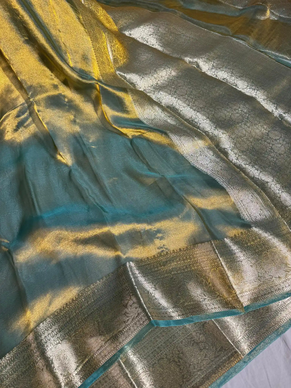 Sea Green Pure Tissue Silk Saree with Rich Pallu and Blouse