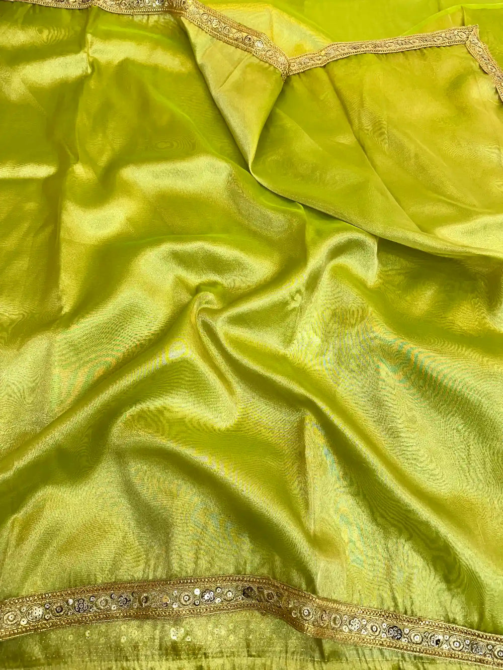 Shivathmika Inspired Green Shade Tissue Silk Saree