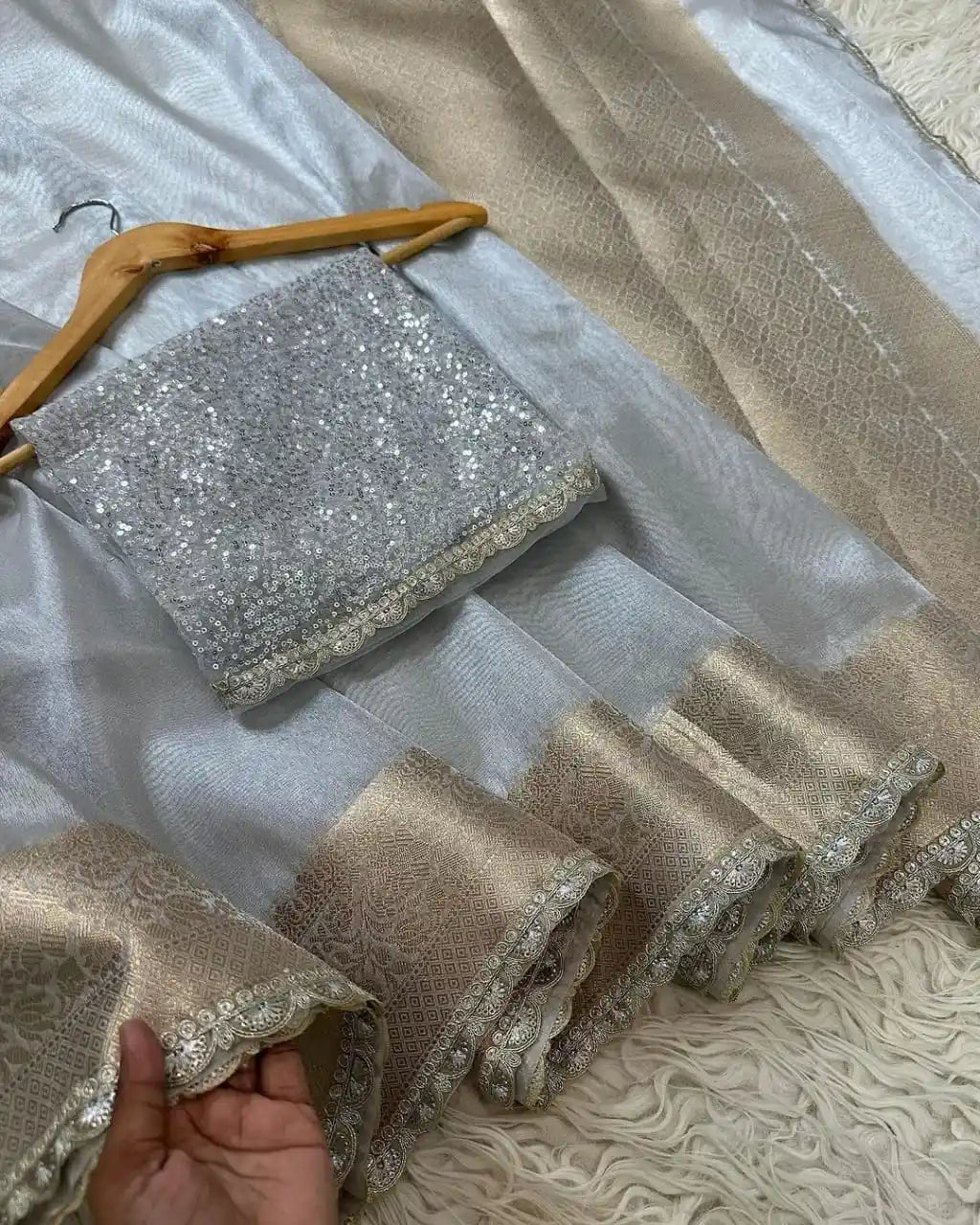 Shraddha Kapoor Inspired Premium Tissue Silk Saree With Lace Work