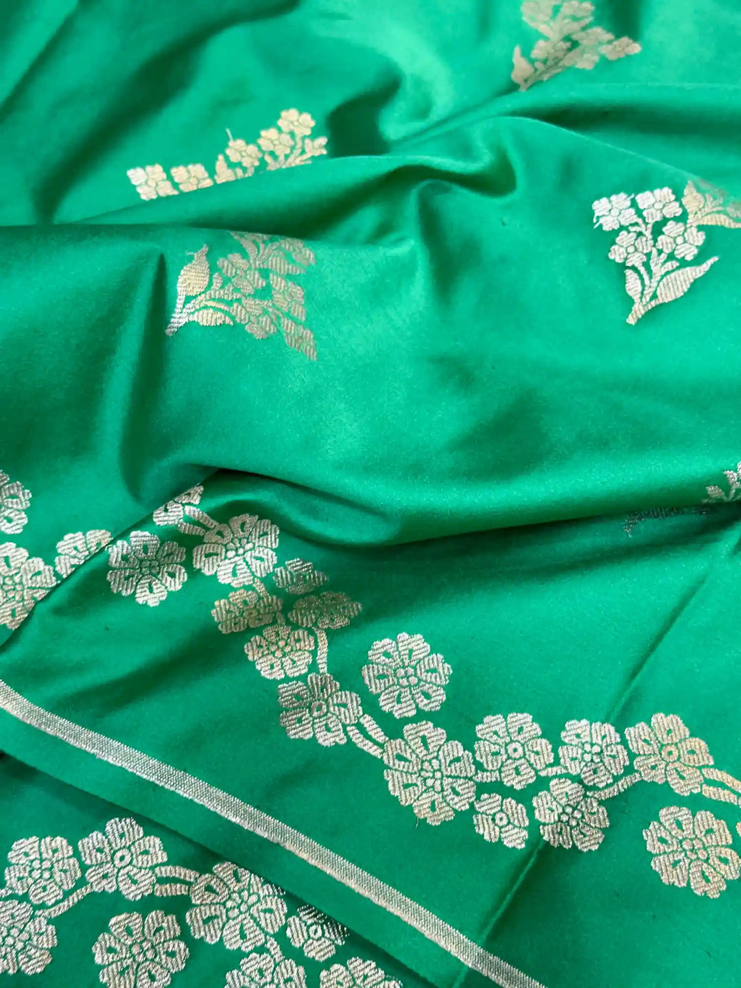 Subtle Green Premium Mashru Katan Banarasi Saree