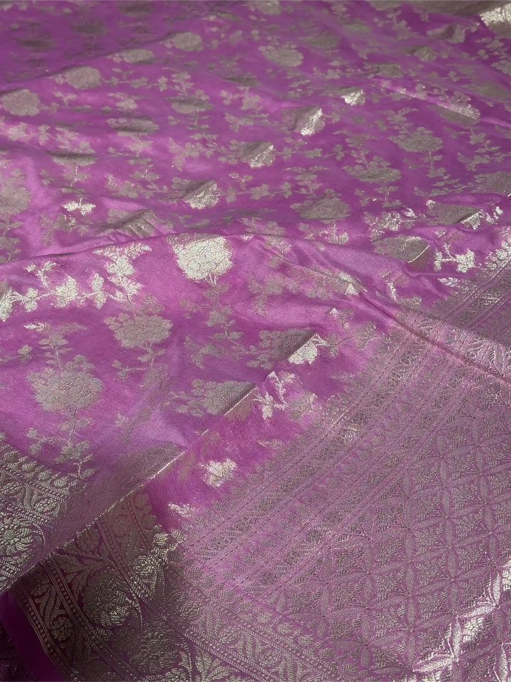 Subtle Lavender Pink Georgette Silk Grand Floral Weave Banarasi Saree