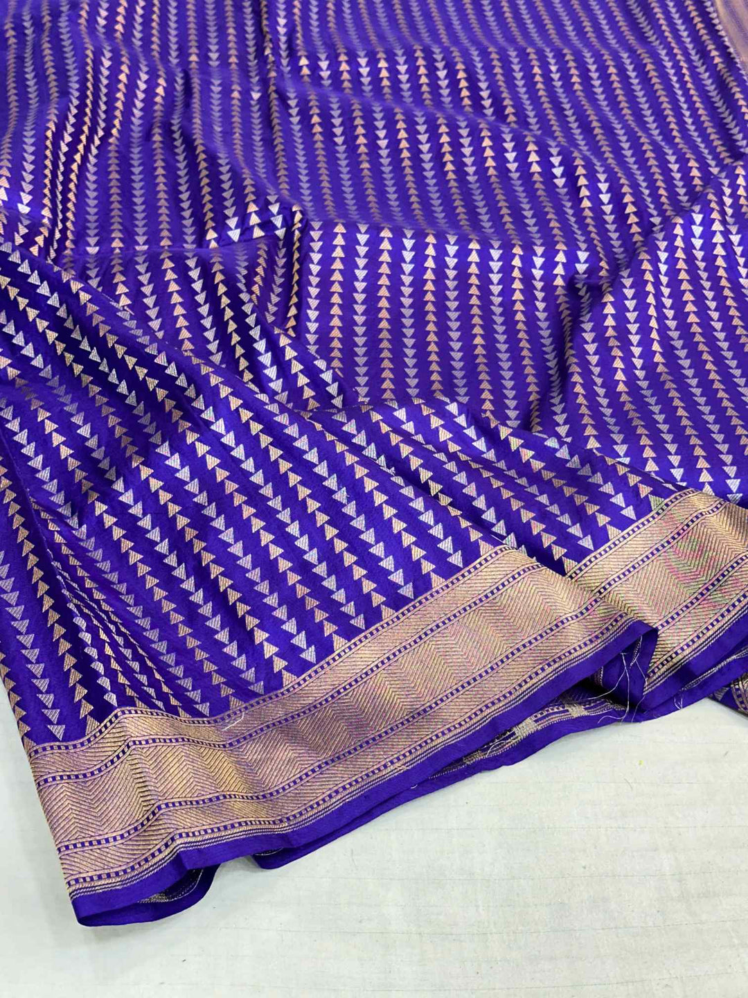 Subtle Violet Pure Katan Silk Sona Roopa Intricate Banarasi Saree