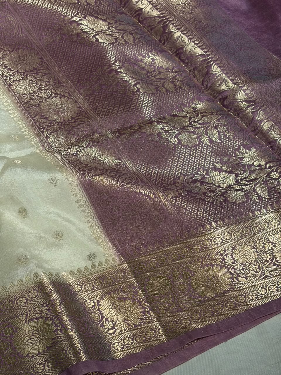 Cream - Majenta heritage soft Georgette Banarasi Saree