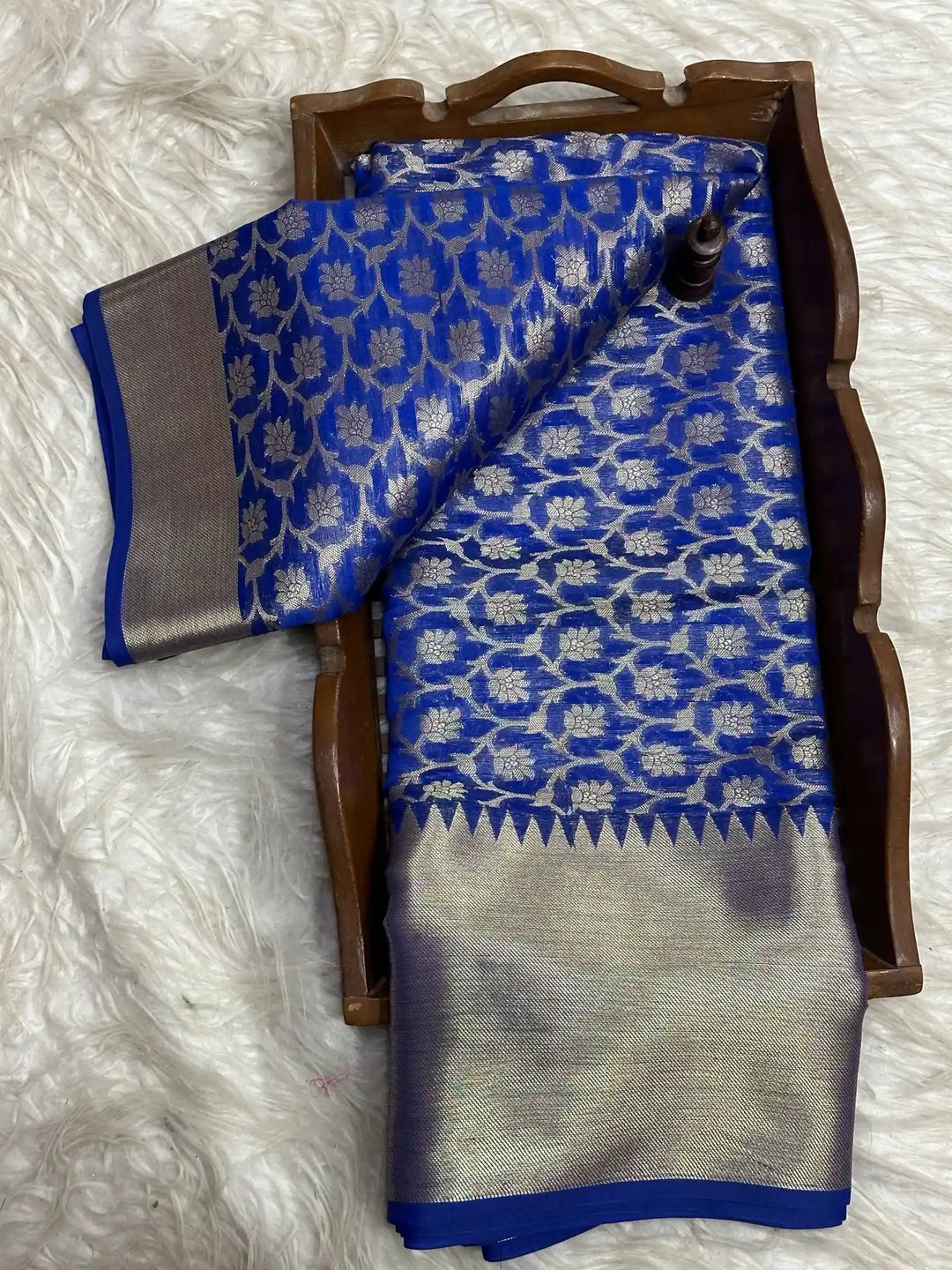 Traditional Embossed Weave Softsilk Banarasi Saree