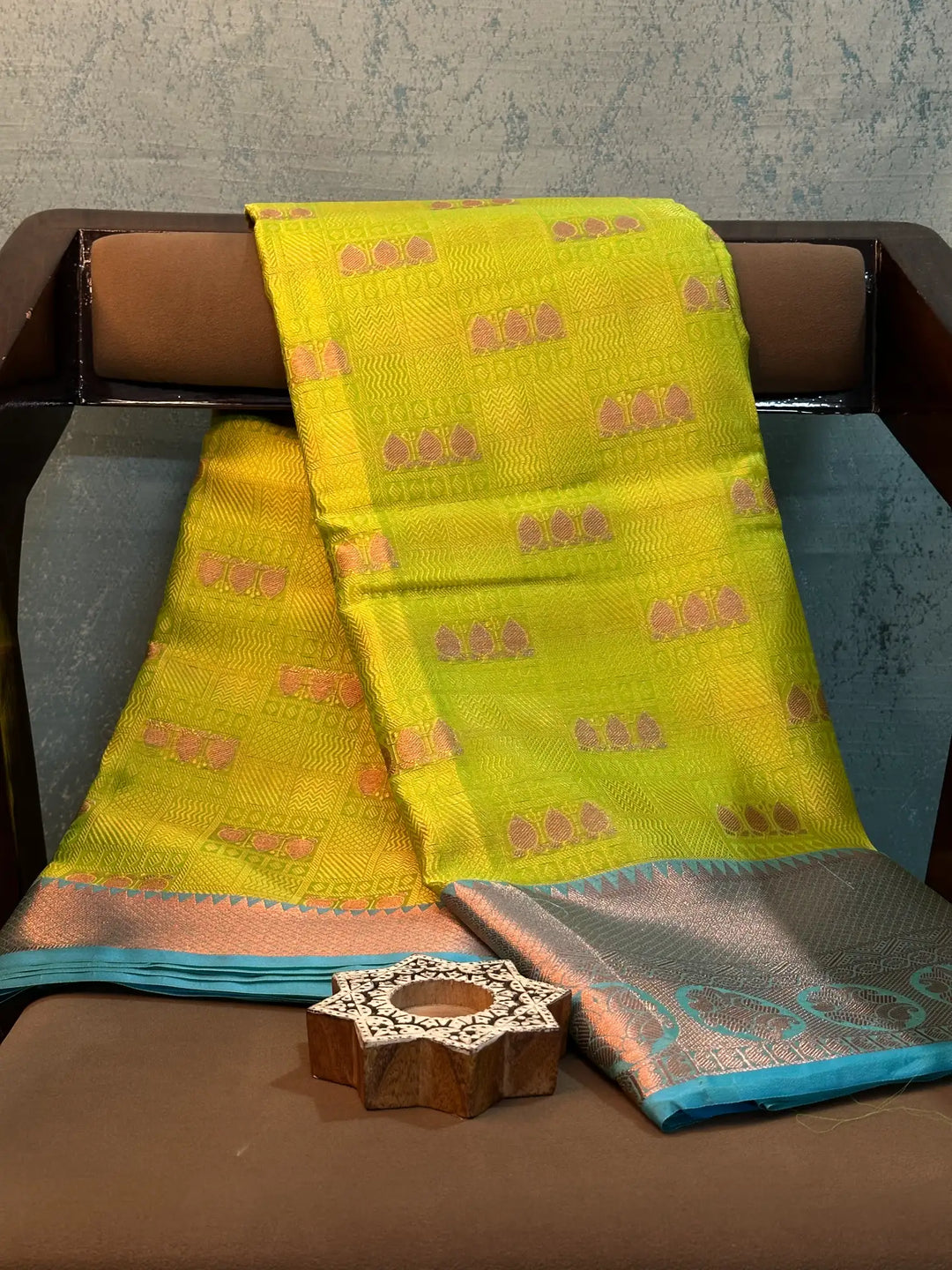Contemporary Weave Softsilk Heritage Banarasi Saree
