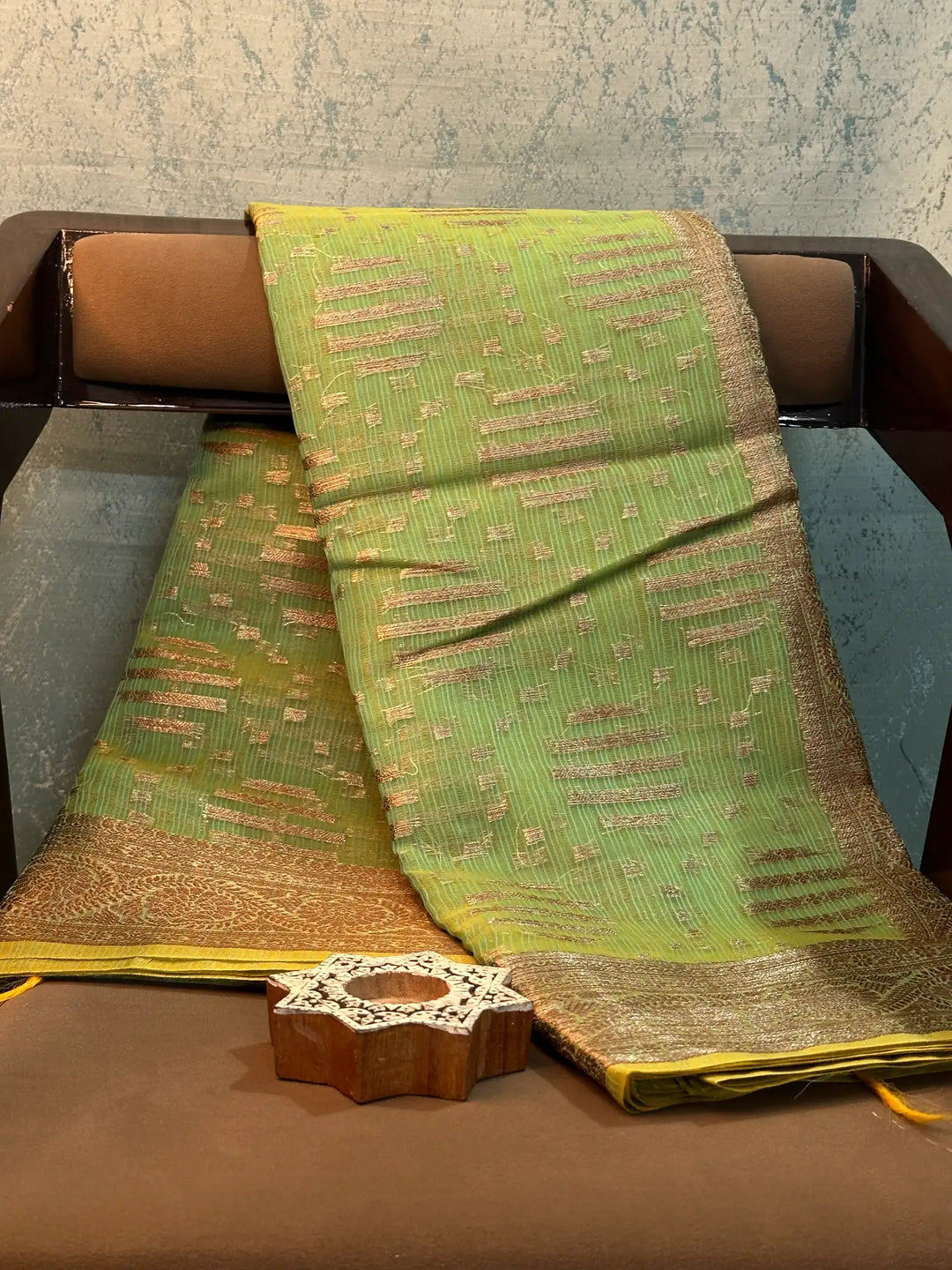 Contemporary Weave Softsilk Heritage Banarasi Saree