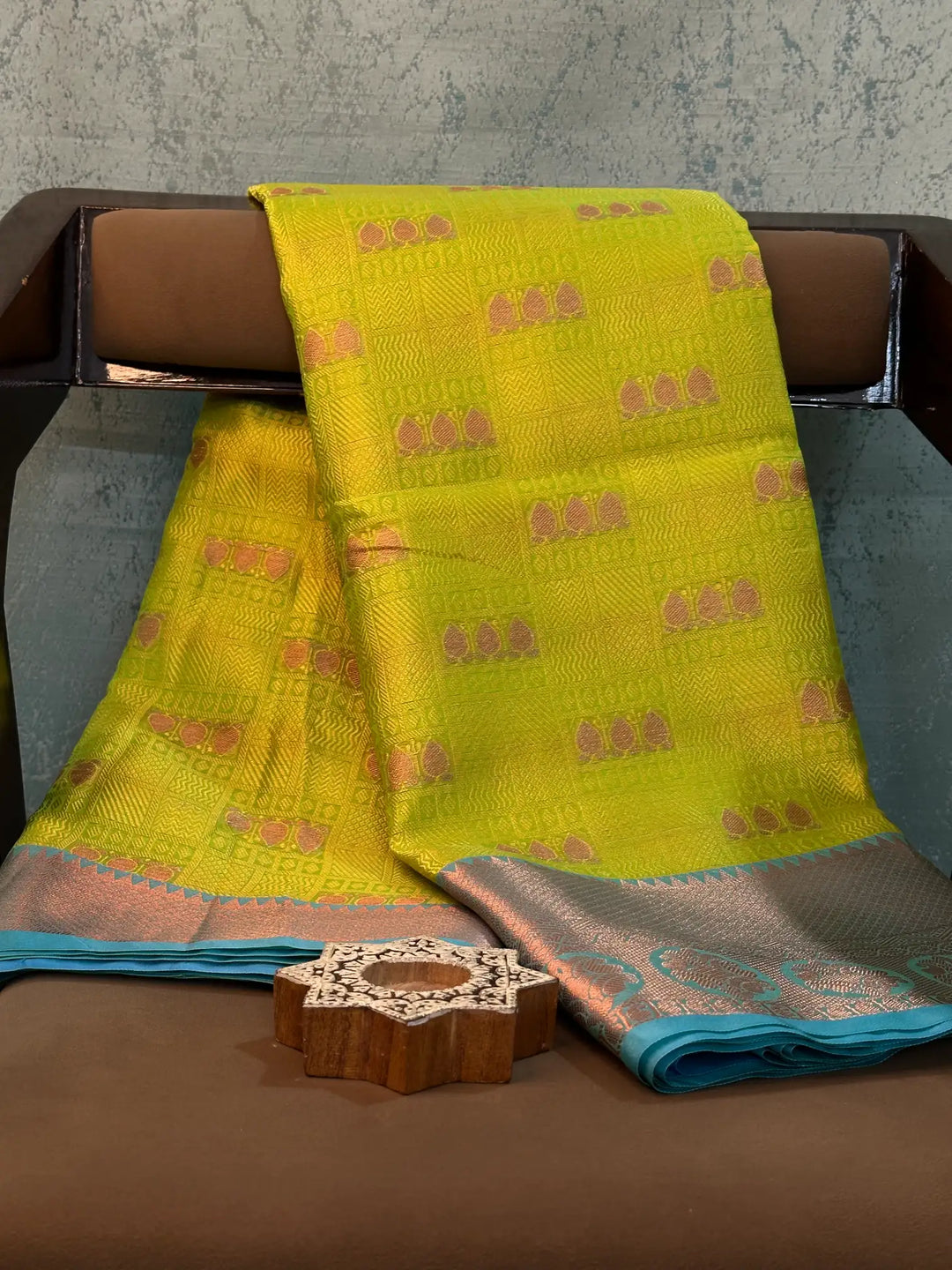 Contemporary Weave Softsilk Heritage Banarasi Saree