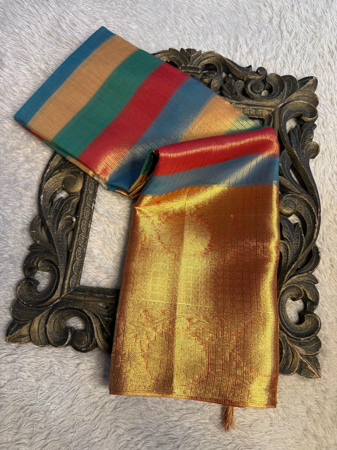 Trending Softsilk Jacquard Unique Banarasi Saree