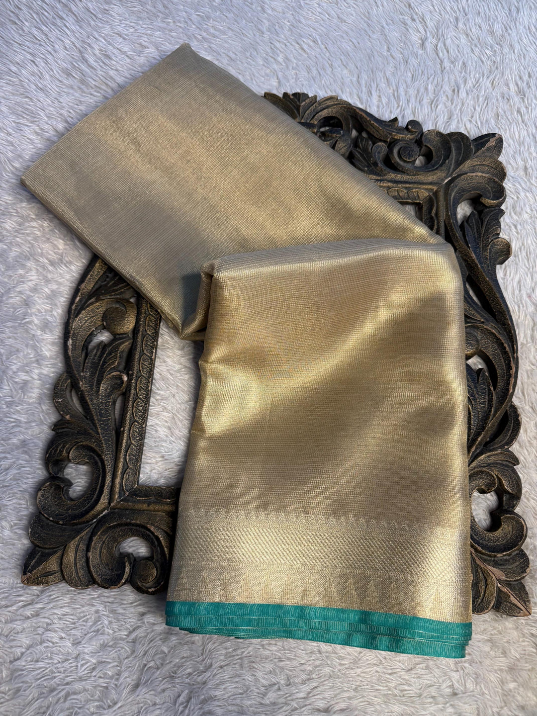Trending Softsilk Jacquard Unique Banarasi Saree