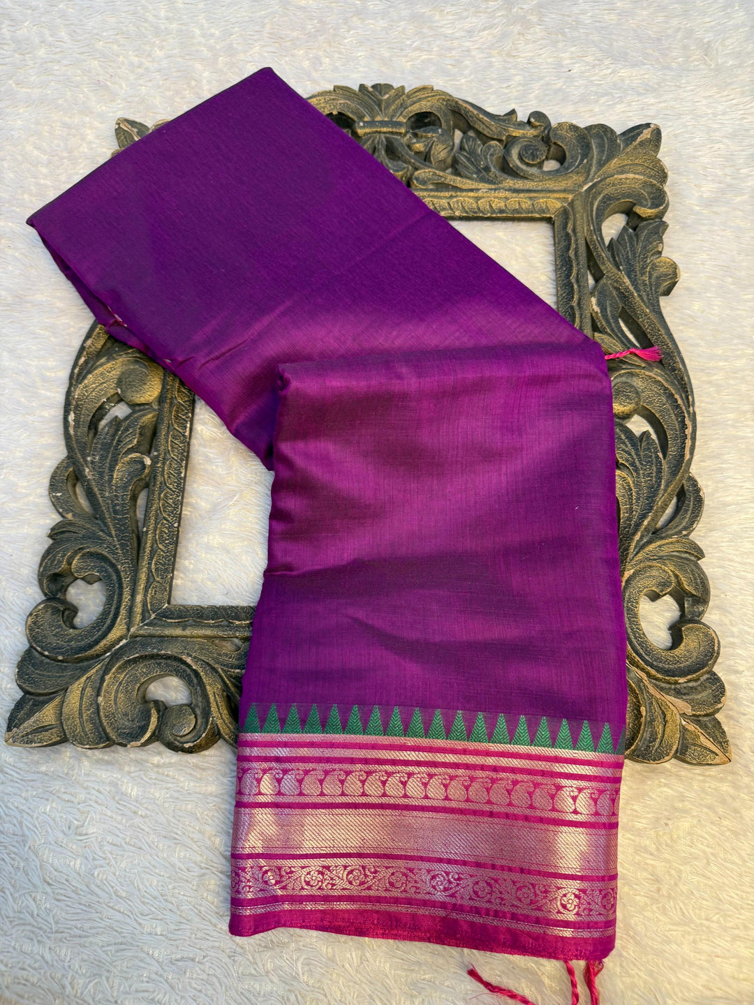 Trending Softsilk Jacquard Unique Banarasi Saree