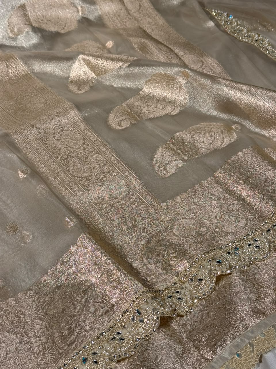 Water Zari Khaddi Buti Kora tissue Silk Banarasi Saree