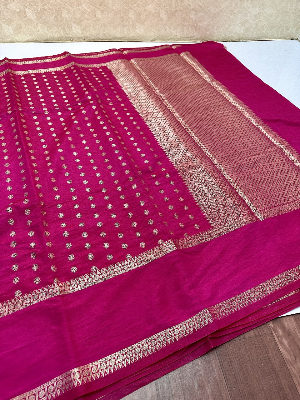 Dark Green Soft banarasi silk saree – Unique Threads Sarees