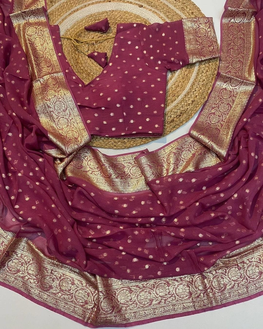 Premium Onion Pink Georgette Banarasi Silk Saree