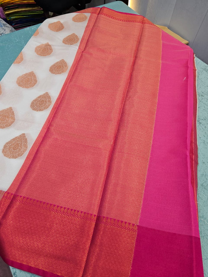 Soft Silk saree with antique paan Buta