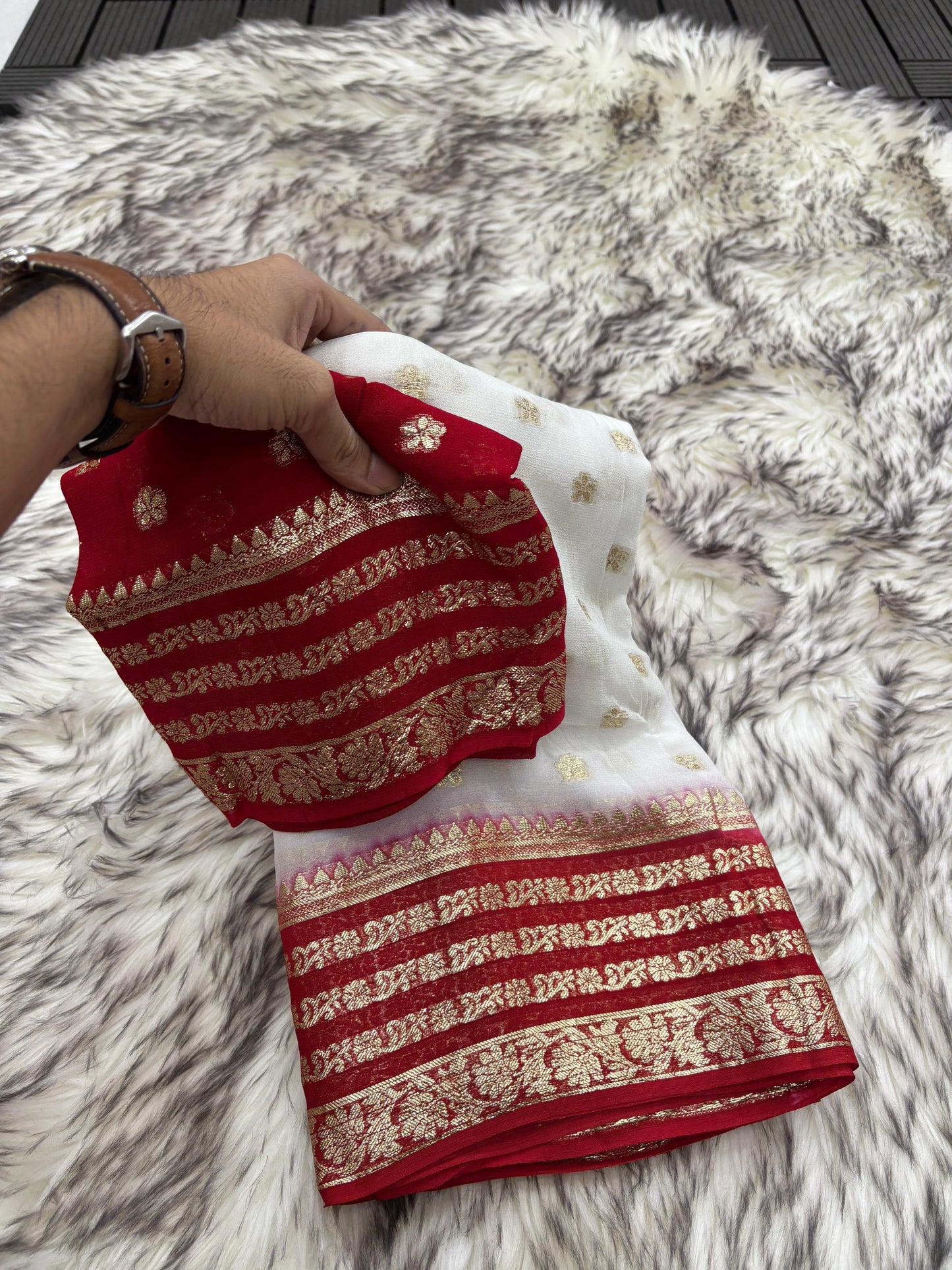 Cream Viscose Georgette Saree With Red Blouse