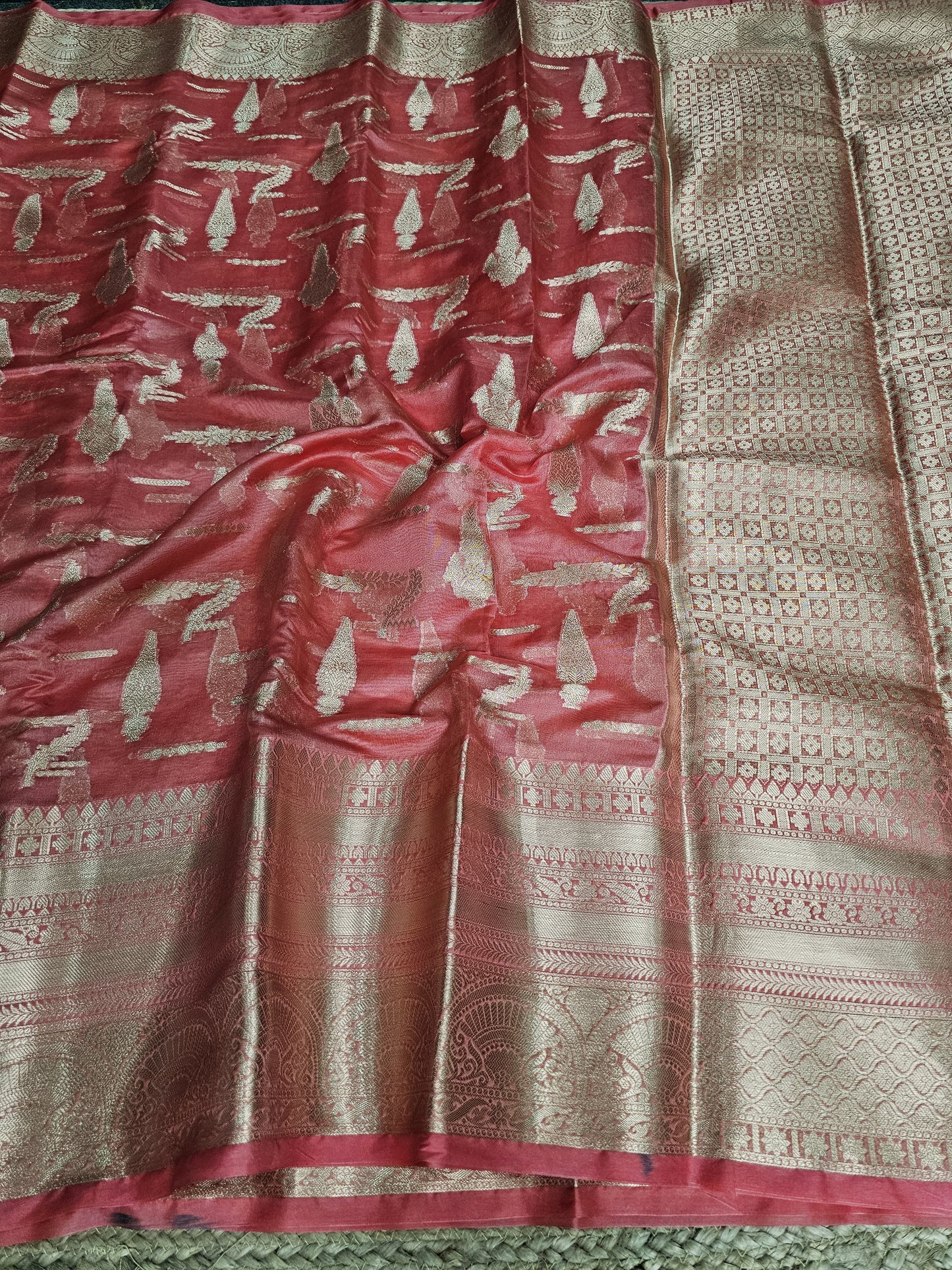 Peach Color Shade Beautiful Traditional Soft Silk Saree