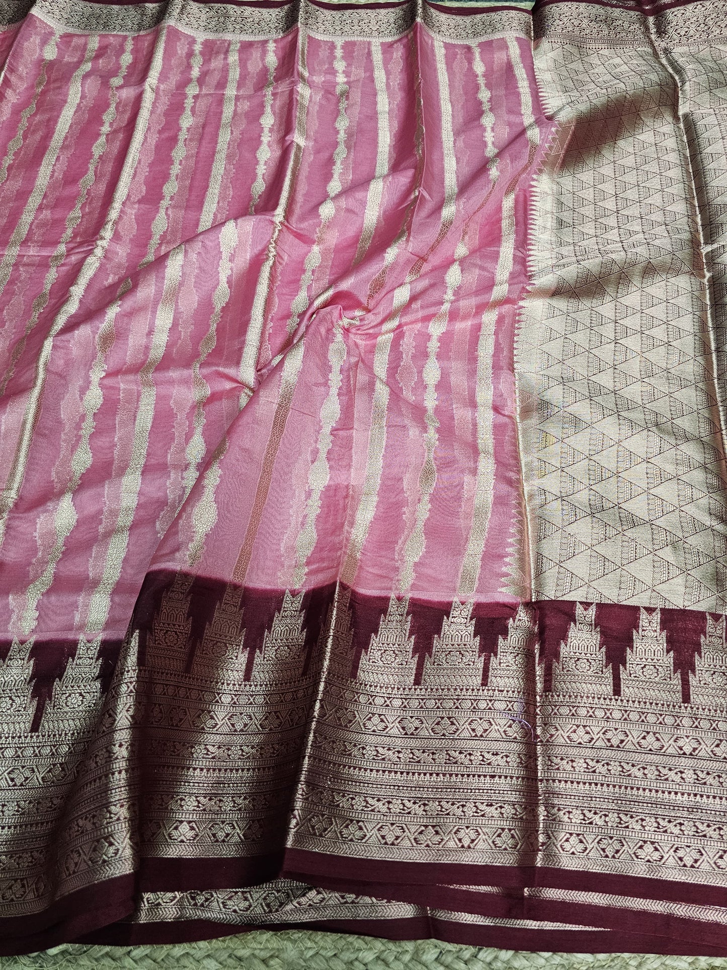 Exclusive Peach Color WIth Brown Border Traditional Soft Silk Saree