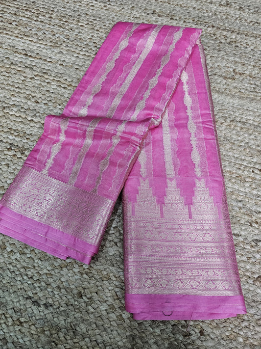 Exclusive Pink Colour Traditional Soft Silk Saree