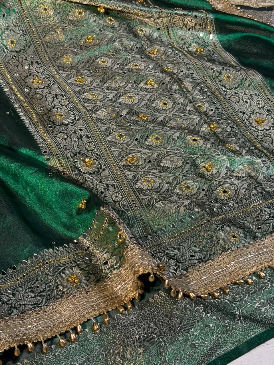 Metallic Green Kora Tissue Viral Ghungroo Saree