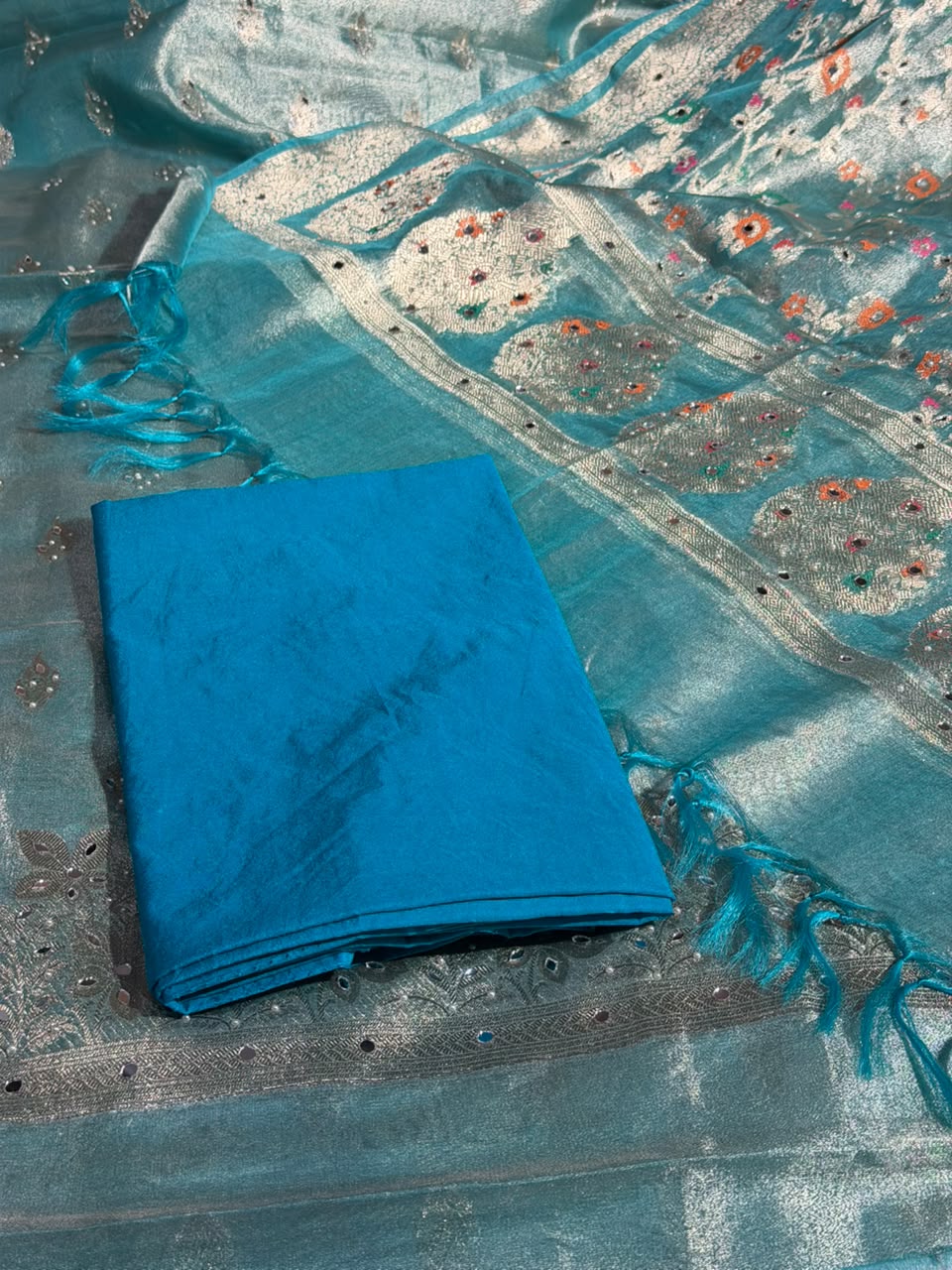 Sea Green Kora Tissue Mirror Work Suit Set