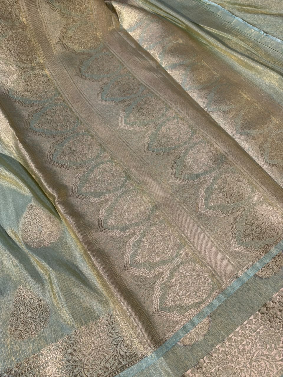 Sea Green Breathable Katan Tissue Banarasi Saree