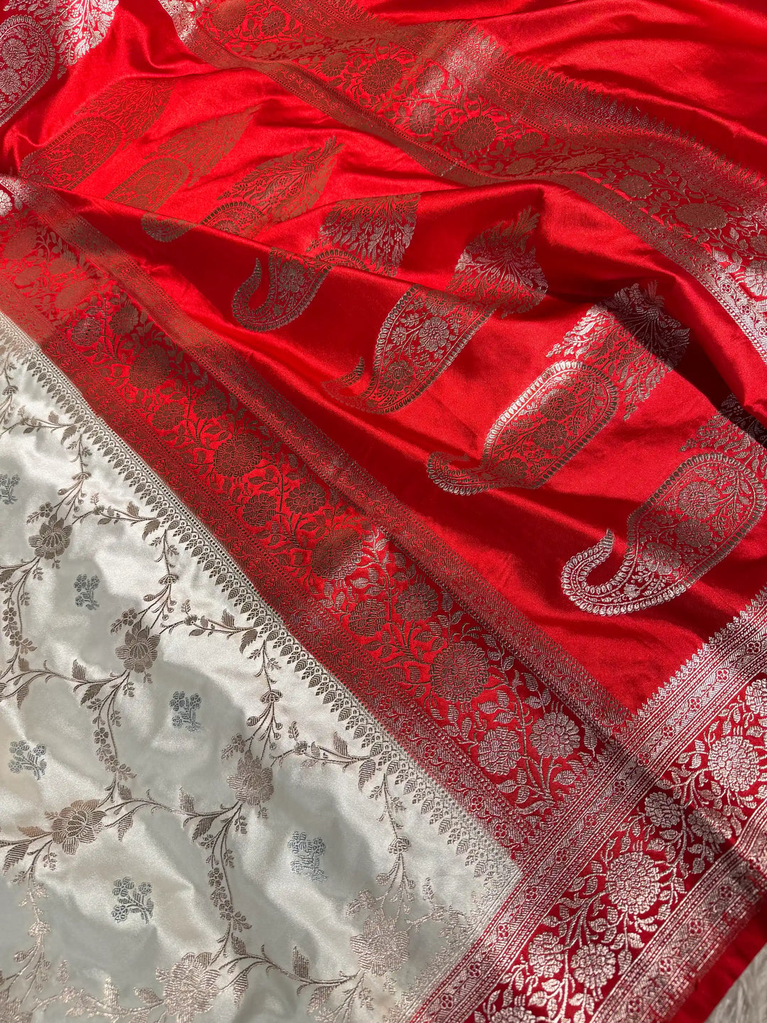 White n Red Mashru Katan Silk Floral Jaal Weave Banarasi Saree