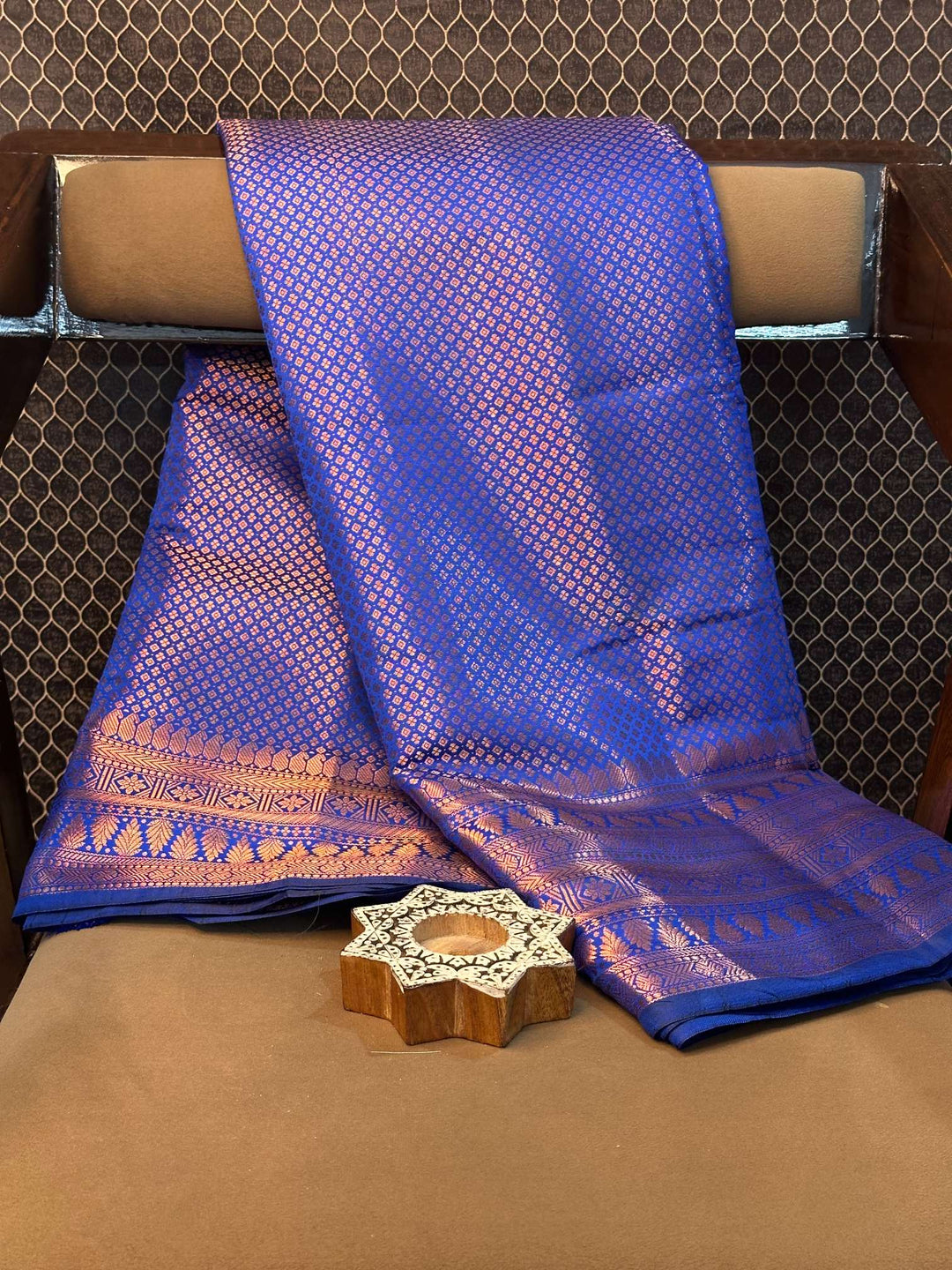 Eccentric zari weave Softsilk Banarasi saree
