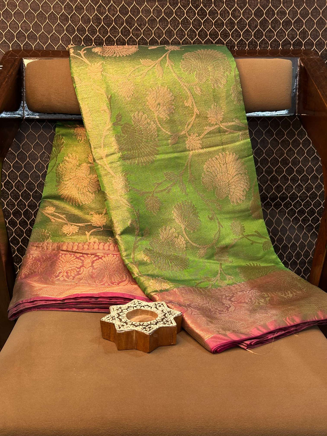 Eccentric zari weave Softsilk Heritage Banarasi saree